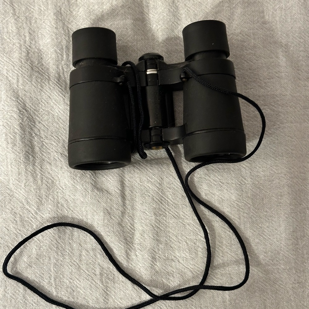 Binoculars In Black - Picture 2 of 4